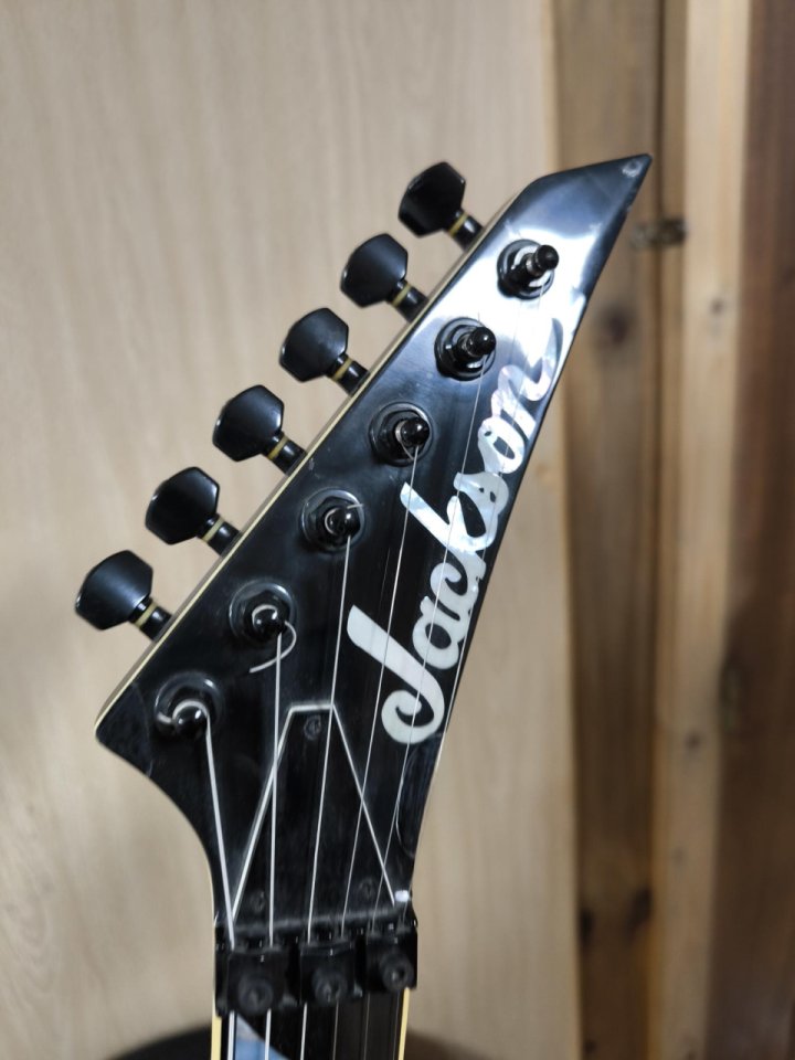 guitarra electrica JACKSON RANDY RHOADS de segunda mano · Foto 7 de 10 · Salamanca · 2800 €