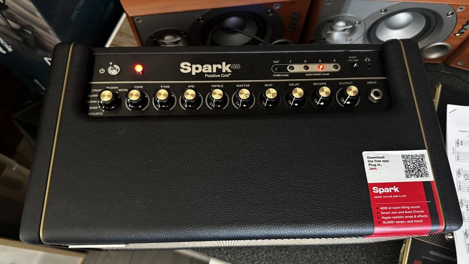 Positive Grid Spark 40 BK de segunda mano · Foto 2 de 5 · Burgos · 185 €