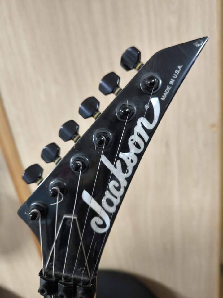guitarra electrica JACKSON RANDY RHOADS de segunda mano · Foto 8 de 10 · Salamanca · 2800 €