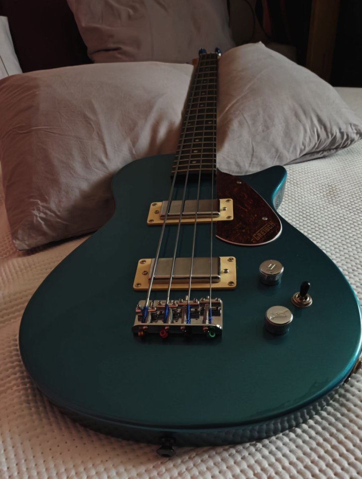 Gretsch G2220 Electromatic Junior Jet Bass II FSR Ocean Turquoise de segunda mano · Foto 8 de 10 · Lugo · 399 €