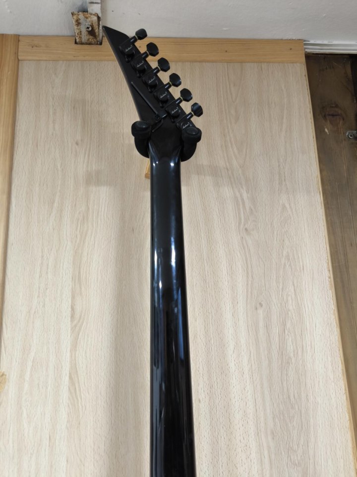guitarra electrica JACKSON RANDY RHOADS de segunda mano · Foto 10 de 10 · Salamanca · 2800 €