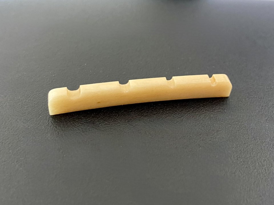 Cejuela Hueso Fender Precision Bass 42mm de segunda mano · Foto 3 de 6 · Badajoz · 15 €