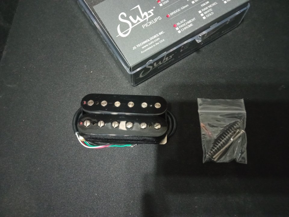 Pastilla Suhr SSH+ Humbucker Negra 53mm