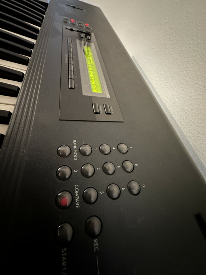 Korg M1 Mitico sinte Vintage