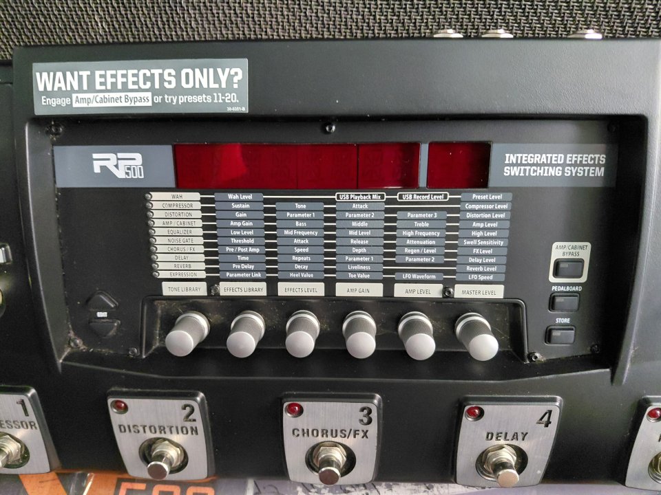 Pedalera digitech RP500 de segunda mano · Foto 3 de 8 · Córdoba · 100 €