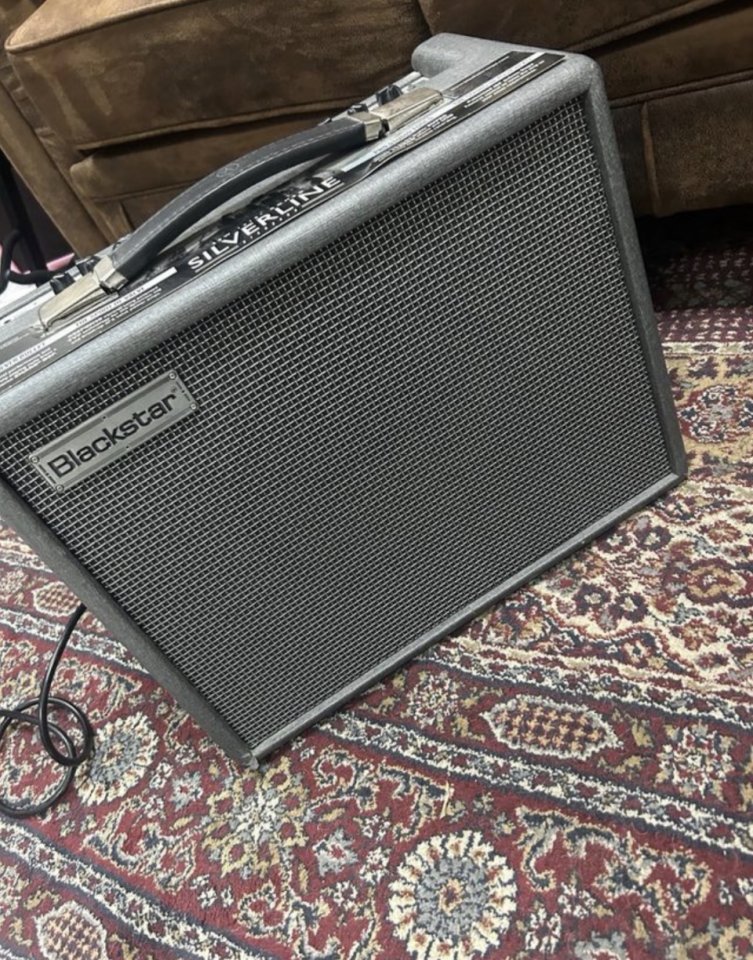 Amplificadores de guitarra (mesa ,blasckstar) de segunda mano · Foto 1 de 9 · Sevilla