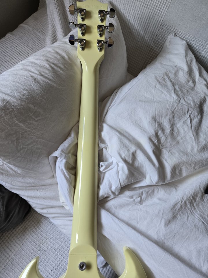 GIBSON SG STANDARD de segunda mano · Foto 5 de 10 · Madrid · 1190 €