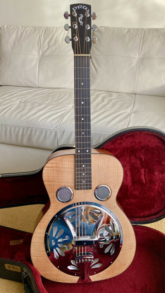 Guitarra Slide Resonadora DOBRO del luthier PRW.