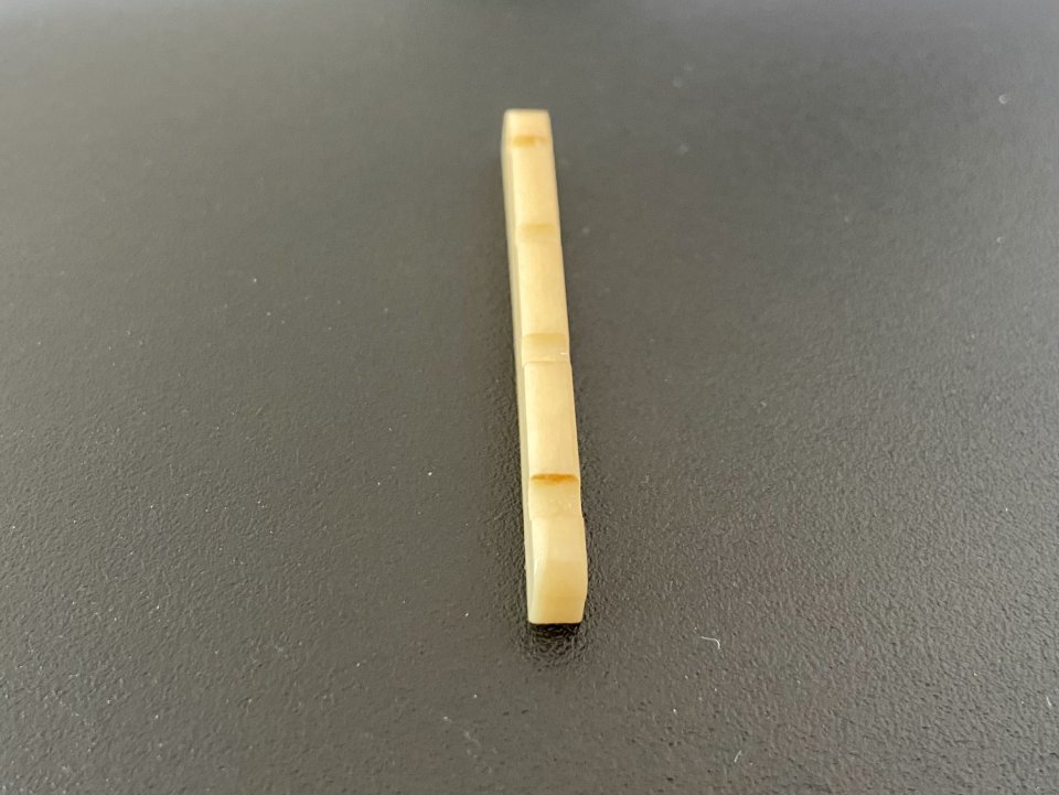 Cejuela Hueso Fender Precision Bass 42mm de segunda mano · Foto 5 de 6 · Badajoz · 15 €