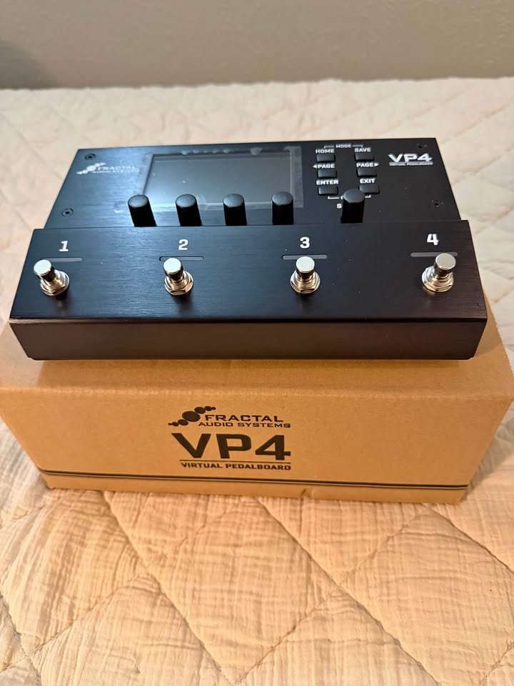 Vendo una pedalera Multiefectos Fractal Audio VP4 , como nueva de segunda mano · Foto 2 de 2 · Madrid · 750 €