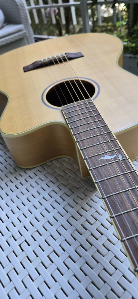 Guitarra Cort acústica de segunda mano · Foto 6 de 10 · Madrid · 180 €