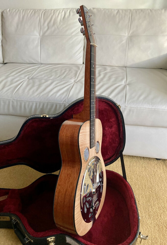 Guitarra Slide Resonadora DOBRO del luthier PRW.