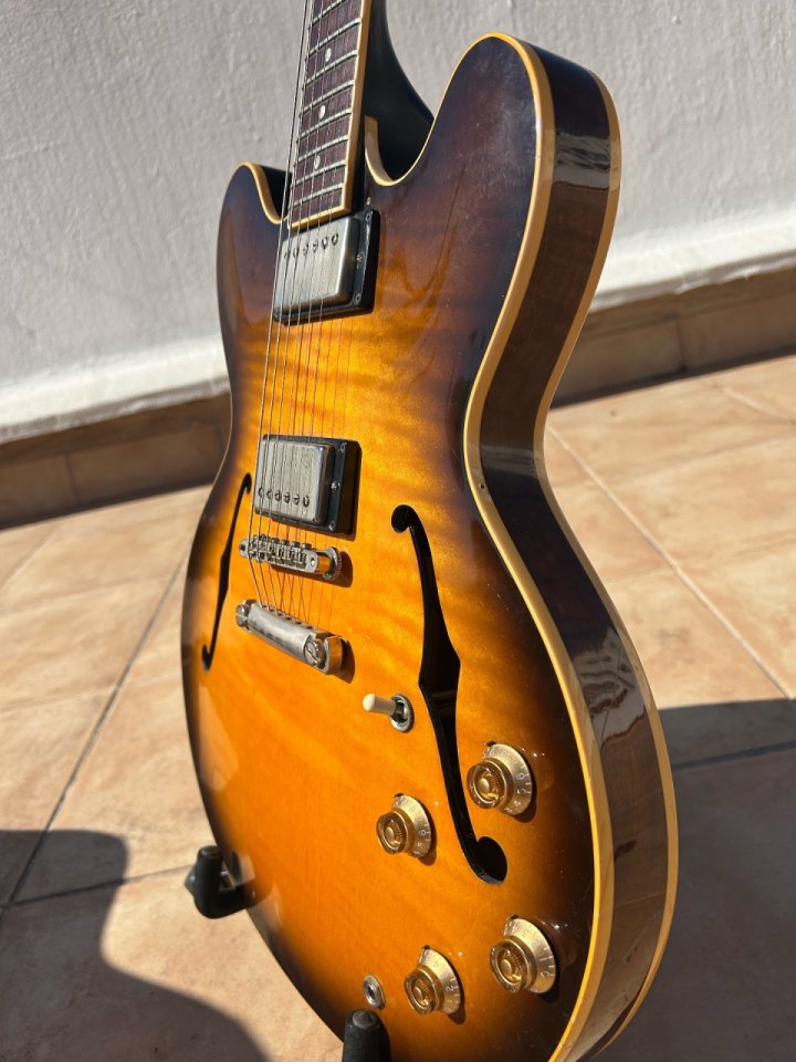 Gibson ES 335 noventera