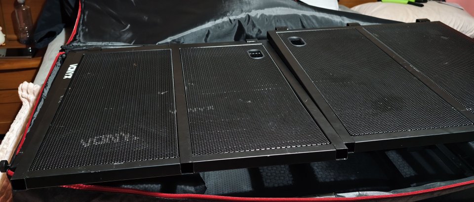 Cabina DJ plegable aluminio Vonyx DB5 Pro + bandejas Vonix DBC2