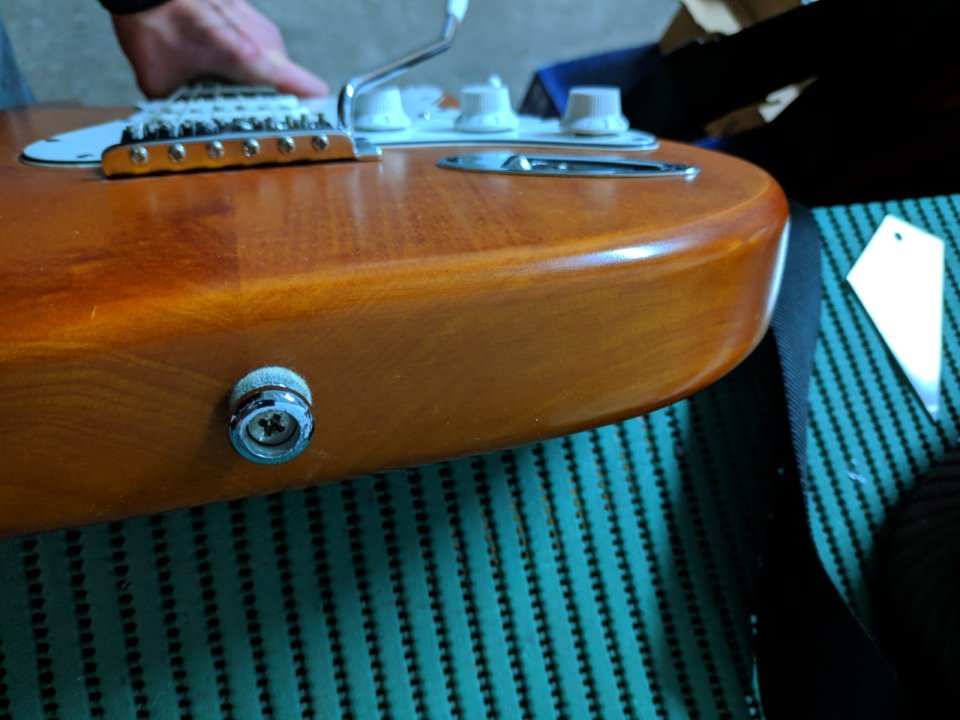 Guitarra tipo strattocaster