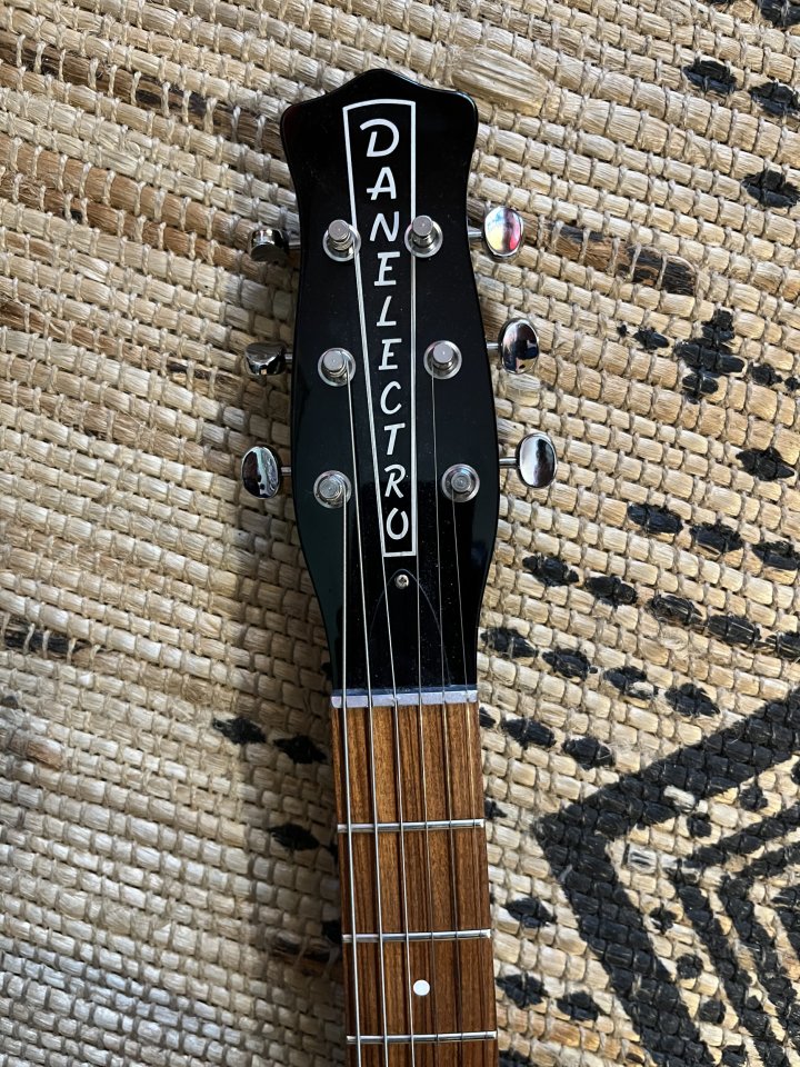 Guitarra Danelectro dano 63 de segunda mano · Foto 4 de 9 · Madrid · 450 €