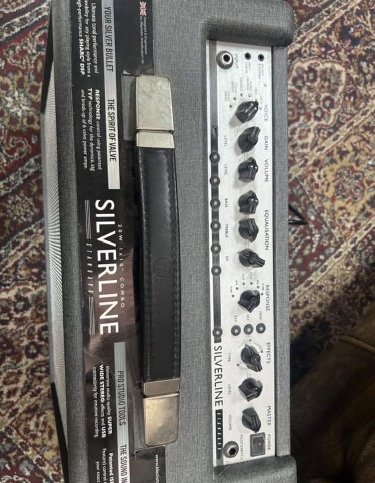 Amplificadores de guitarra (mesa ,blasckstar) de segunda mano · Foto 2 de 9 · Sevilla