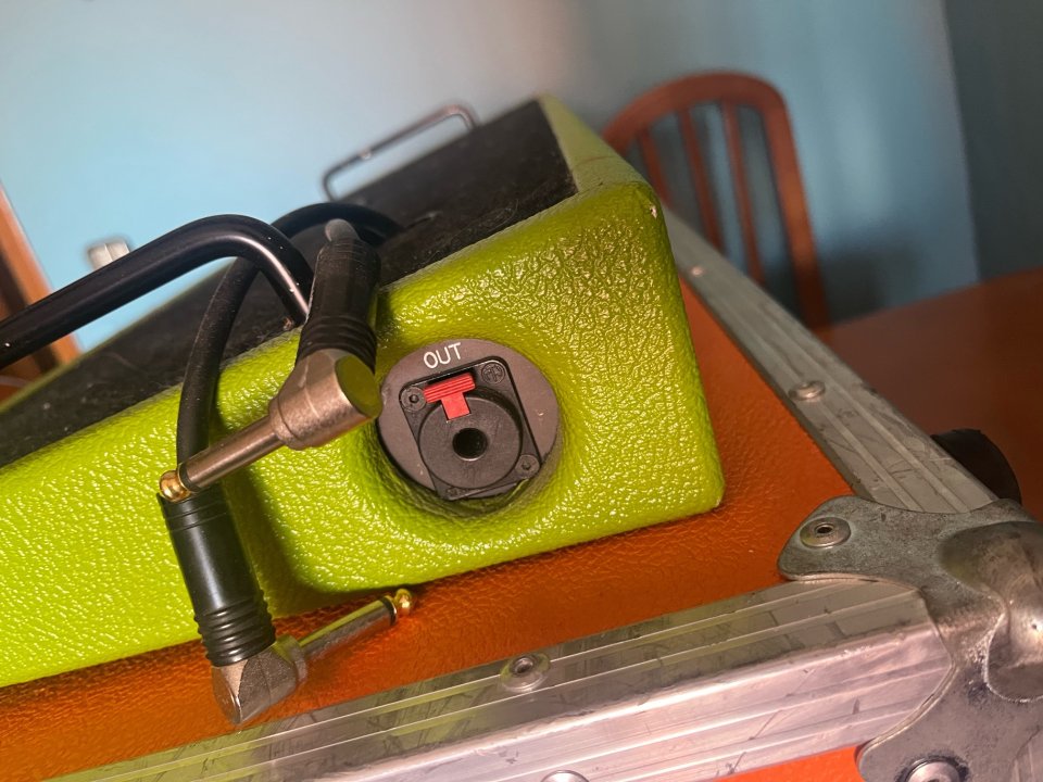 Flightcase y base pedalera de segunda mano · Foto 9 de 10 · Madrid · 100 €