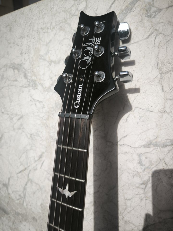 PRS SE Custom 24 Black Gold Burst CAMBIO de segunda mano · Foto 5 de 8 · Murcia