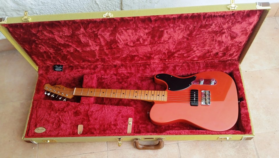Fender Telecaster Noventa 2021 con mejoras de segunda mano · Foto 1 de 2 · Valencia · 725 €