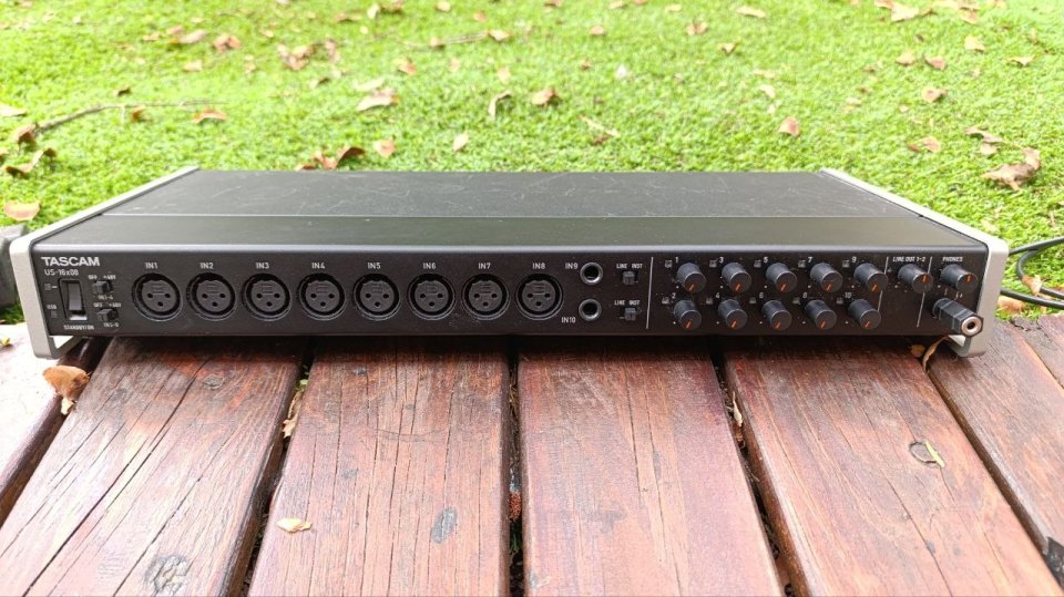 Tascam US-16x08 Interfaz Audio USB de segunda mano · Foto 1 de 8 · Barcelona · 280 €