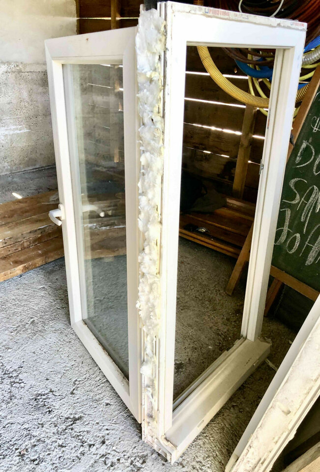 Puertas y ventanas acústicas. Ventana PVC cristal acústico y térmico