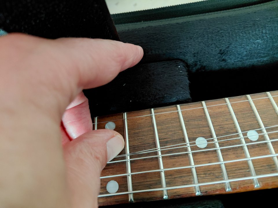 Epiphone 1958 Flying V Inspired by Gibson mejorada