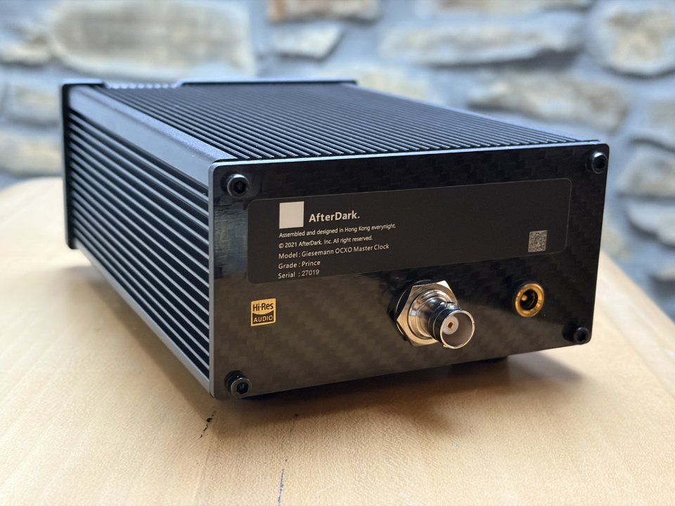 Audio Cloclk 10 MHz AfterDark Giesemann OCXO Master Clock Grado: Prince de segunda mano · Foto 1 de 4 · Gipuzkoa · 225 €