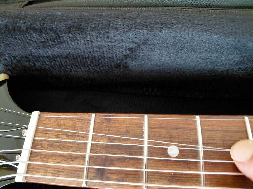 Epiphone 1958 Flying V Inspired by Gibson mejorada