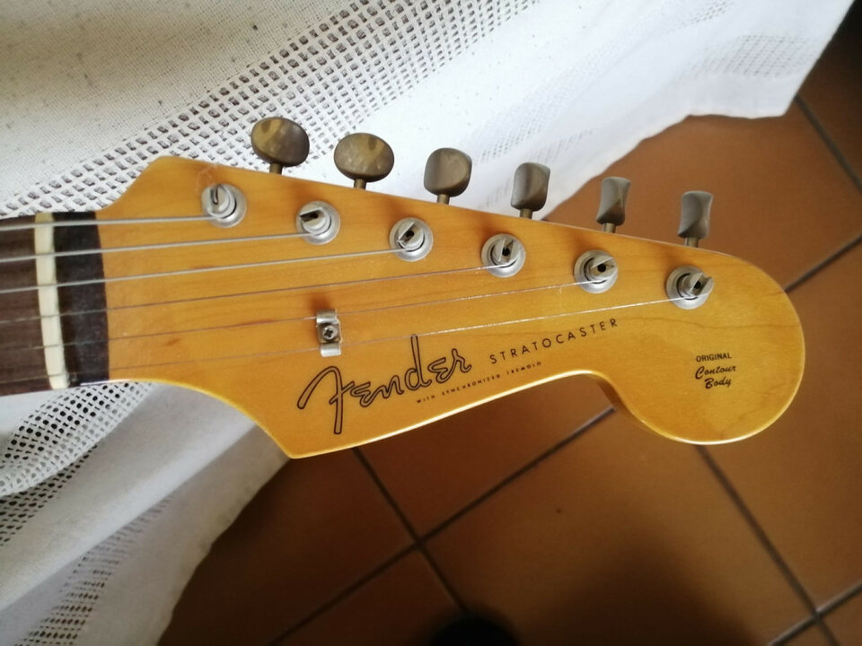 Fender Stratocaster Standard Made In Japan