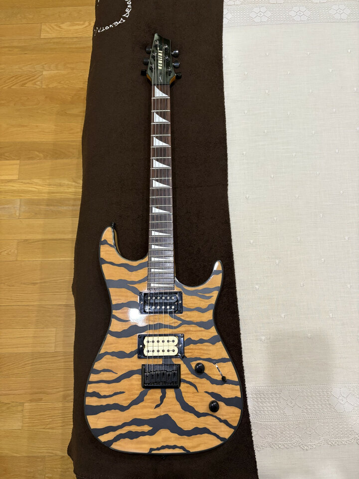 Godin Redline HB (Made in Canada)