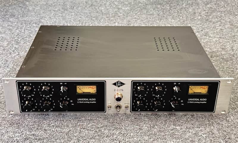Universal Audio 2-1176 Compresor Limitador