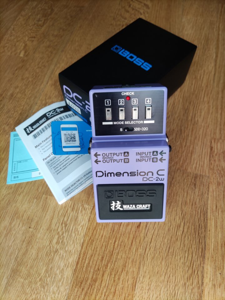 Boss Dc-2w Dimensión Chorus Waza Kraft de segunda mano · Foto 1 de 9 · Valencia · 160 €