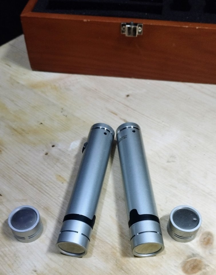 Micrófonos Miktek C5 Pareja Estéreo + Cápsulas de segunda mano · Foto 3 de 4 · Barcelona · 540 €