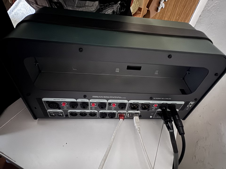 Kemper Profiler a Estrenar 10/10 Aun con plasticos de segunda mano · Foto 2 de 7 · Valencia · 600 €