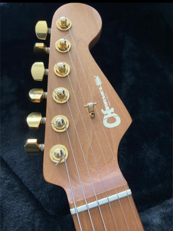 Charvel Pro-Mod DK24 HSH 2PT CM MH de segunda mano · Foto 3 de 5 · Valencia · 750 €