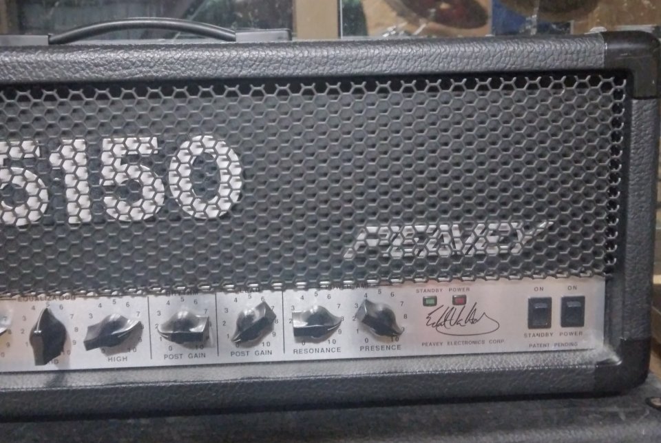Peavey 5150 de segunda mano · Foto 3 de 6 · Burgos · 1000 €