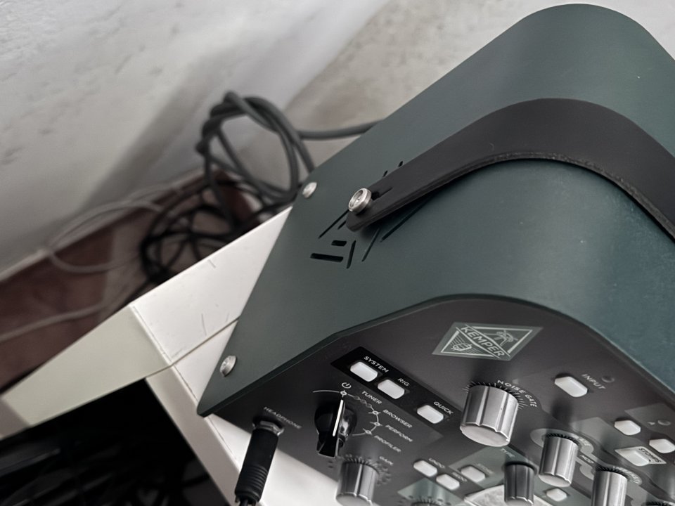 Kemper Profiler a Estrenar 10/10 Aun con plasticos de segunda mano · Foto 4 de 7 · Valencia · 600 €