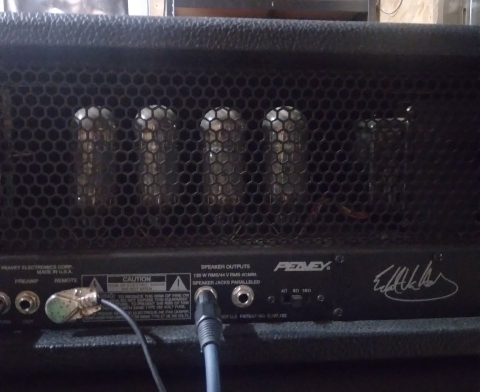 Peavey 5150 de segunda mano · Foto 4 de 6 · Burgos · 1000 €