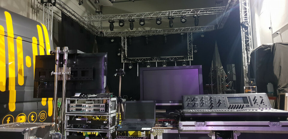 Alquiler de platós y espacios para rodajes videoclips, Streaming