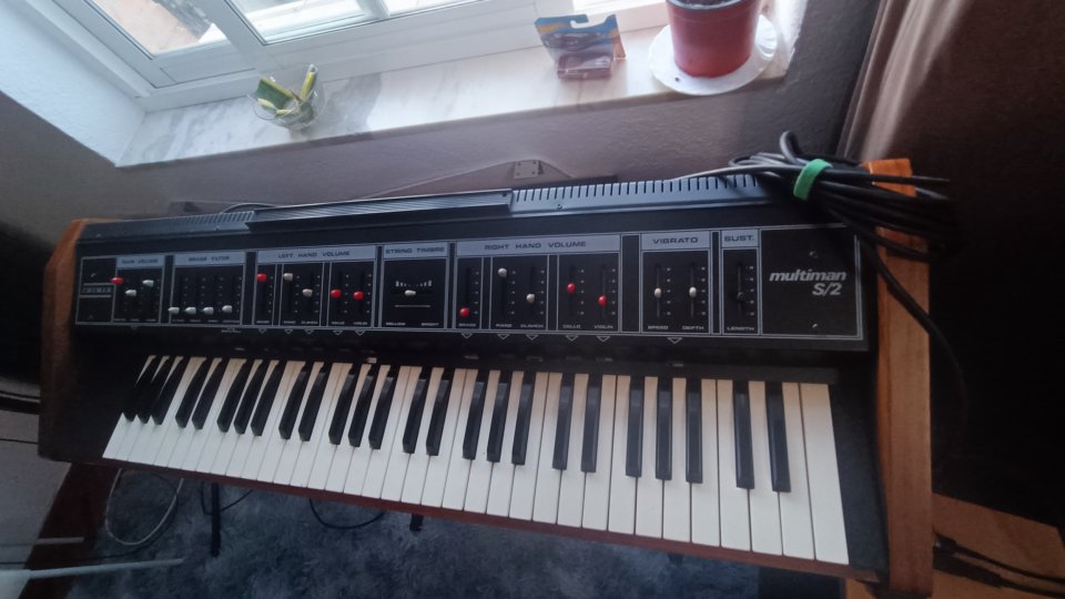 CRUMAR MULTIMAN S2 auténtico Con todos los extras de segunda mano · Foto 2 de 5 · Ciudad Real · 700 €