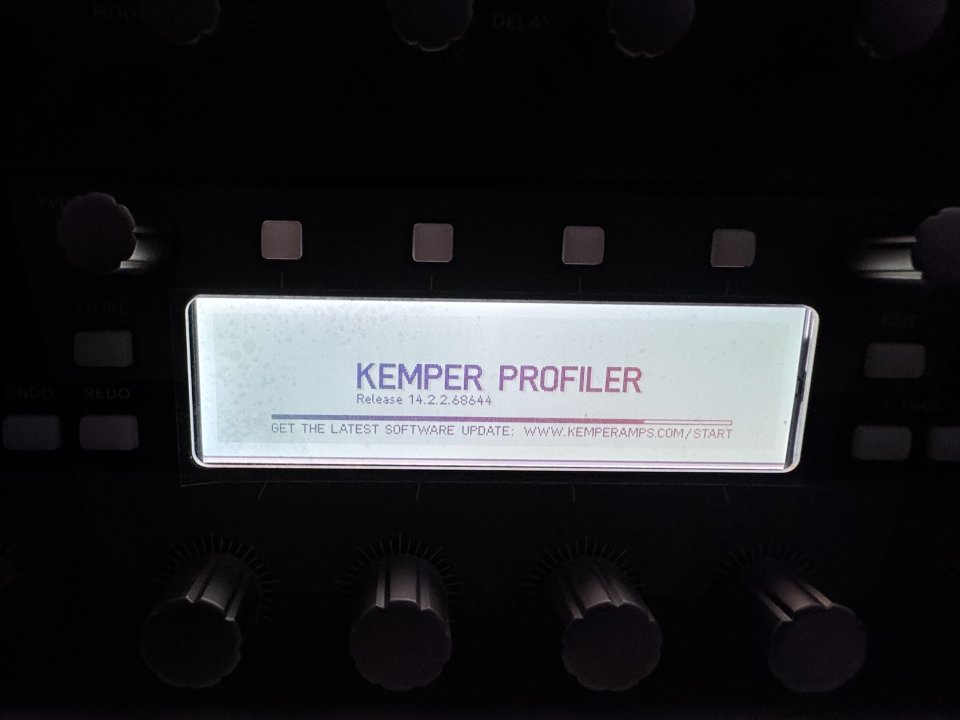 Kemper Profiler a Estrenar 10/10 Aun con plasticos de segunda mano · Foto 6 de 7 · Valencia · 600 €