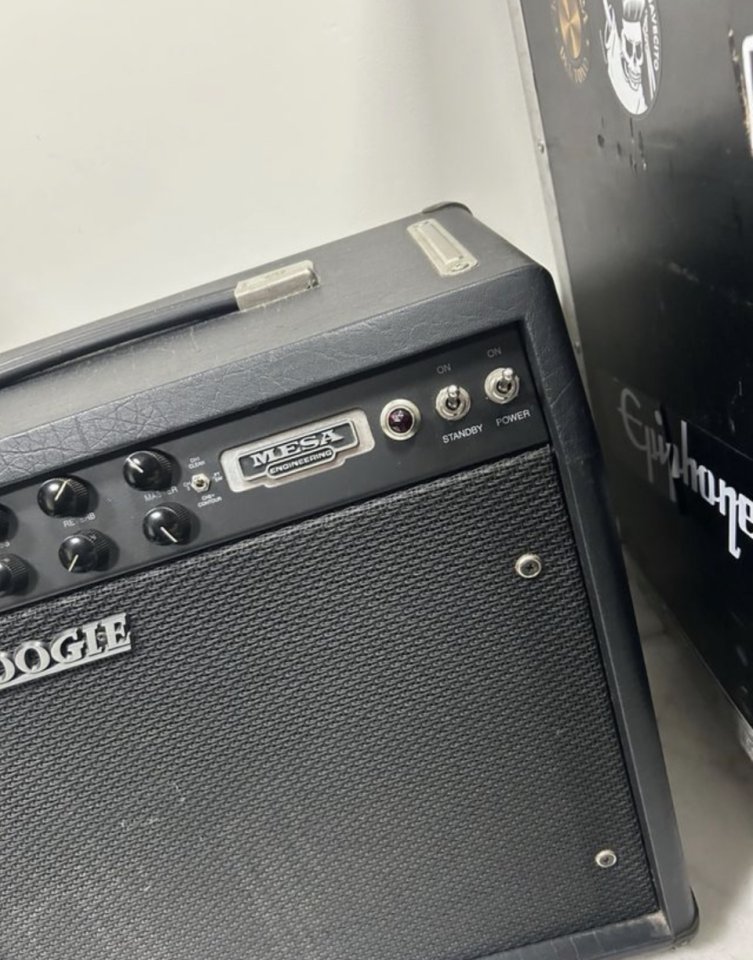Amplificadores de guitarra (mesa ,blasckstar) de segunda mano · Foto 4 de 9 · Sevilla