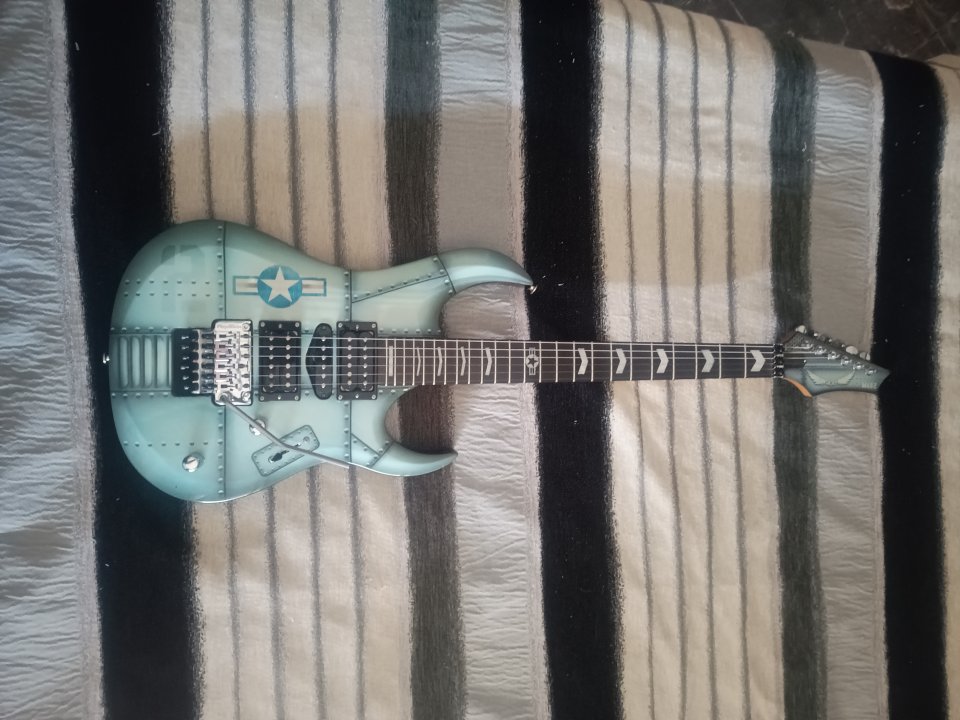 Dean MAB2 aviator Michael Angelo Batio