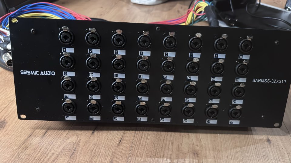 Splitter 32 canales Seismic Audio de segunda mano · Foto 2 de 4 · Madrid · 290 €
