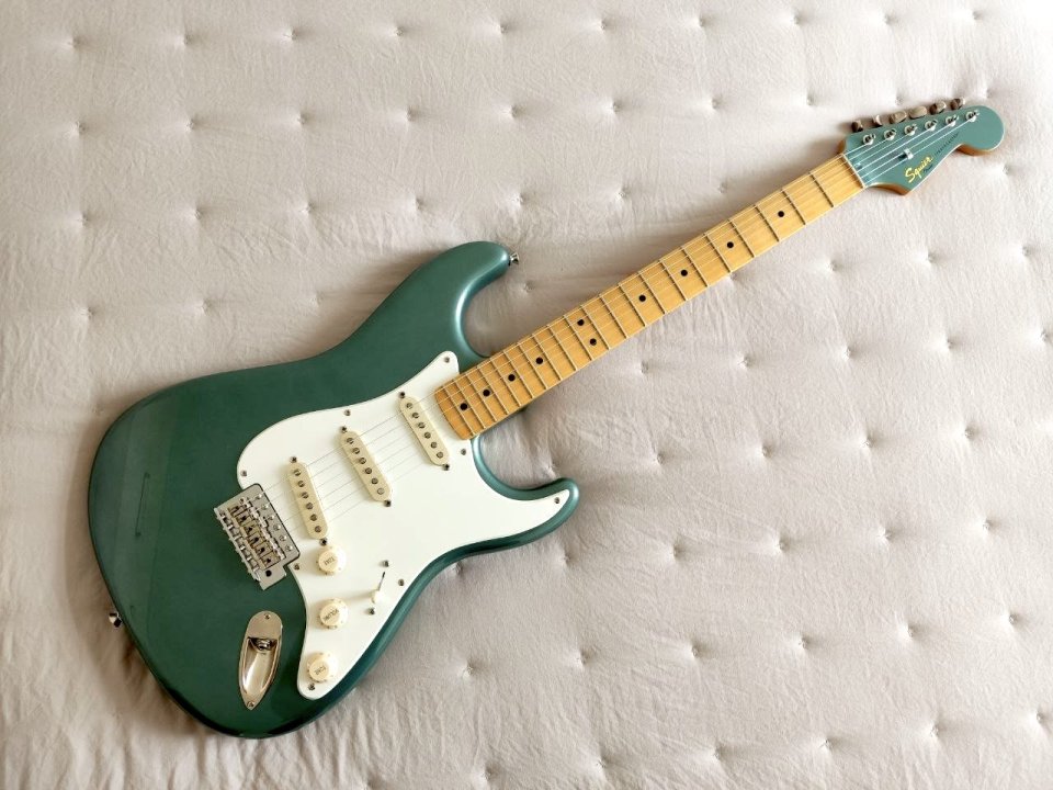 SQUIER CLASSIC VIBE CV STRATOCASTER ’50s SHERWOOD GREEN METALLIC de segunda mano · Foto 5 de 10 · Araba · 375 €