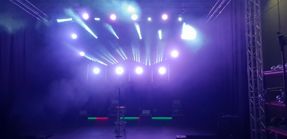 Alquiler de platós y espacios para rodajes videoclips, Streaming