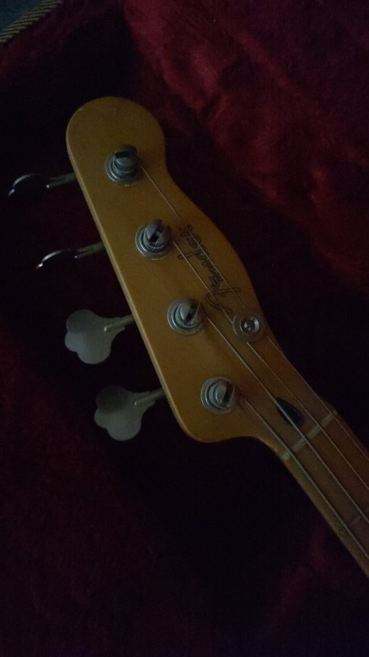 Fender Modern Player Telecaster Bass 2012 de segunda mano · Foto 5 de 5 · Asturias · 650 €