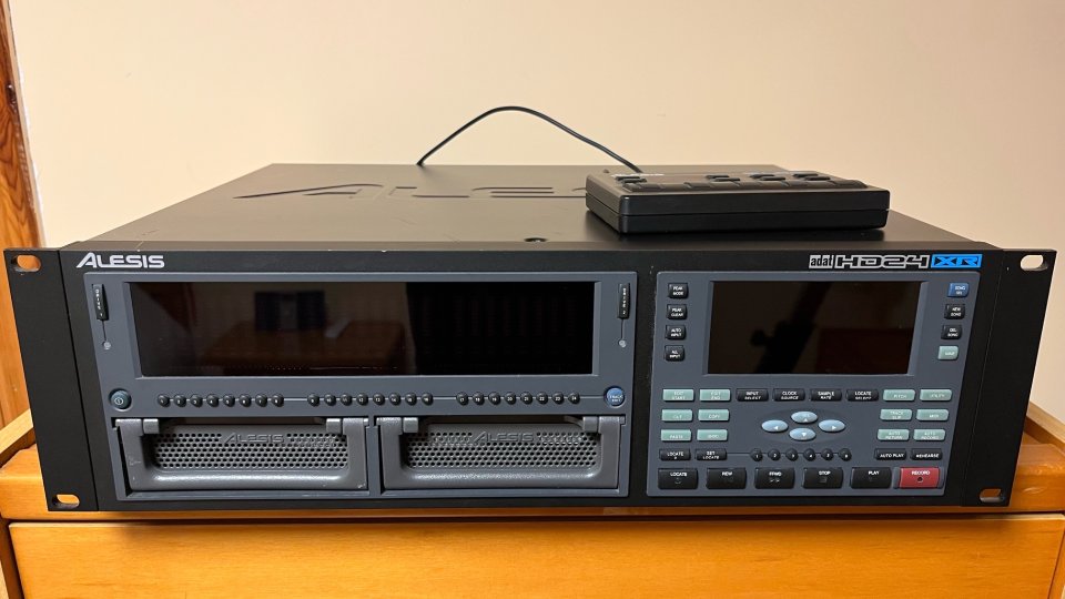 Grabador Alesis HD24XR