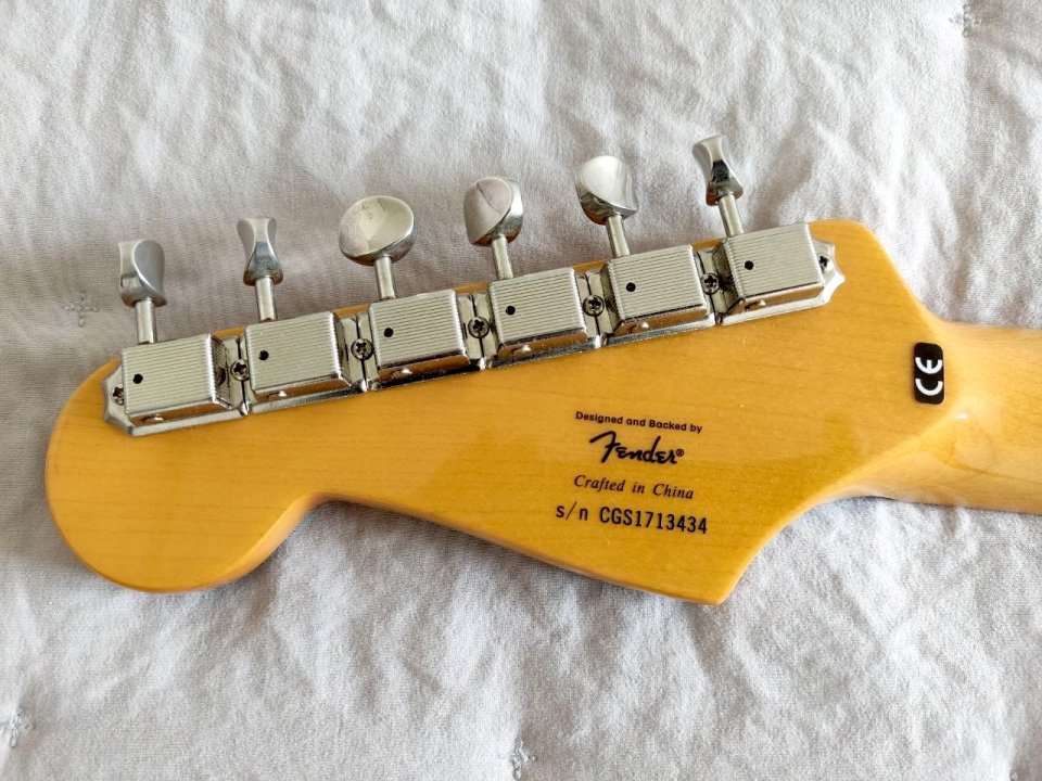 SQUIER CLASSIC VIBE CV STRATOCASTER ’50s SHERWOOD GREEN METALLIC de segunda mano · Foto 8 de 10 · Araba · 375 €